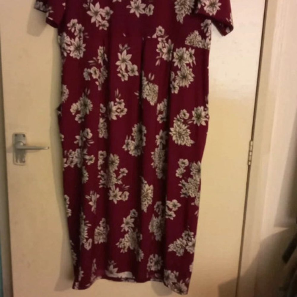 Evans floral print occasions dress size 18